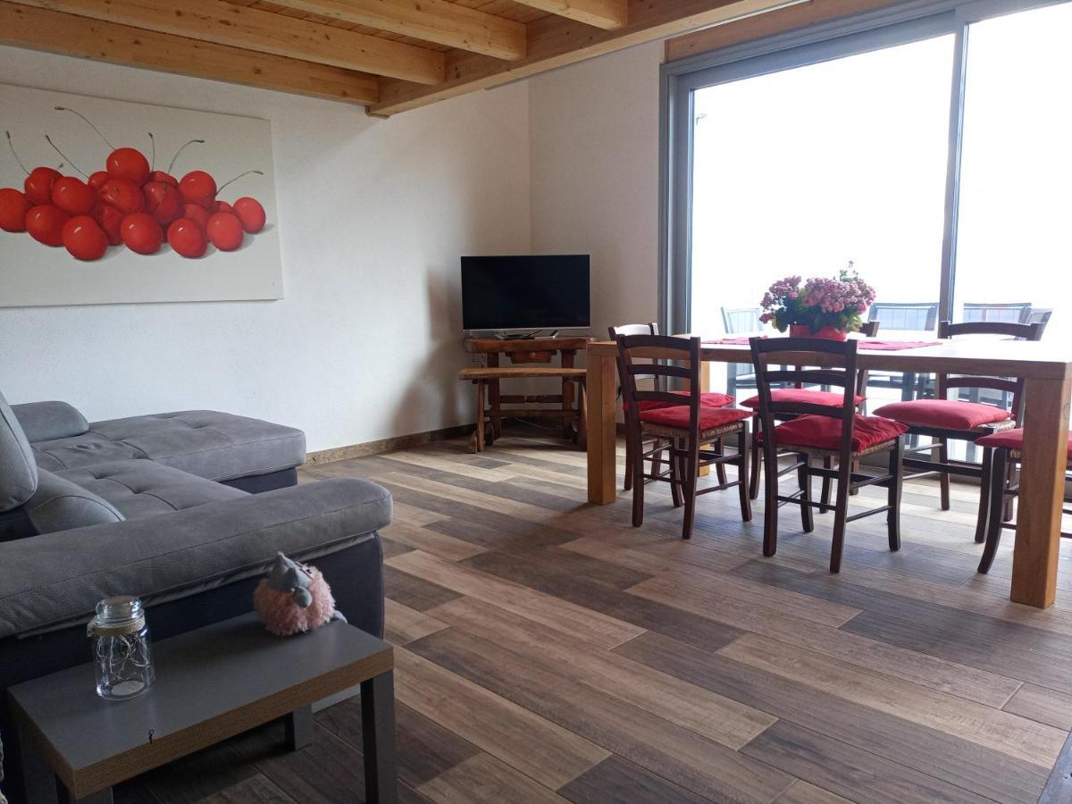Casa Vacanze Ca'Del Miro Montemezzo Bugiallo Ngoại thất bức ảnh