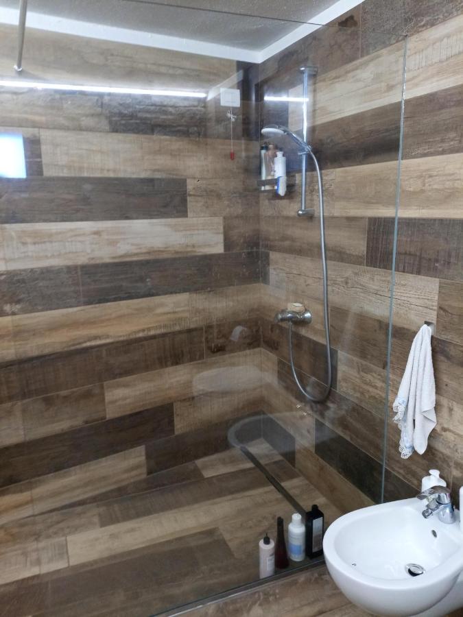 Casa Vacanze Ca'Del Miro Montemezzo Bugiallo Ngoại thất bức ảnh